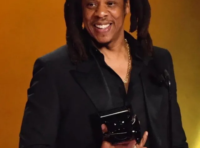 NFL anuncia Jay Z como atração do show do intervalo do Super Bowl LXI